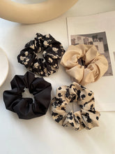 4pc Floral Print Scrunchie Set