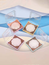 The Mav Baked Highlighter Luminizer