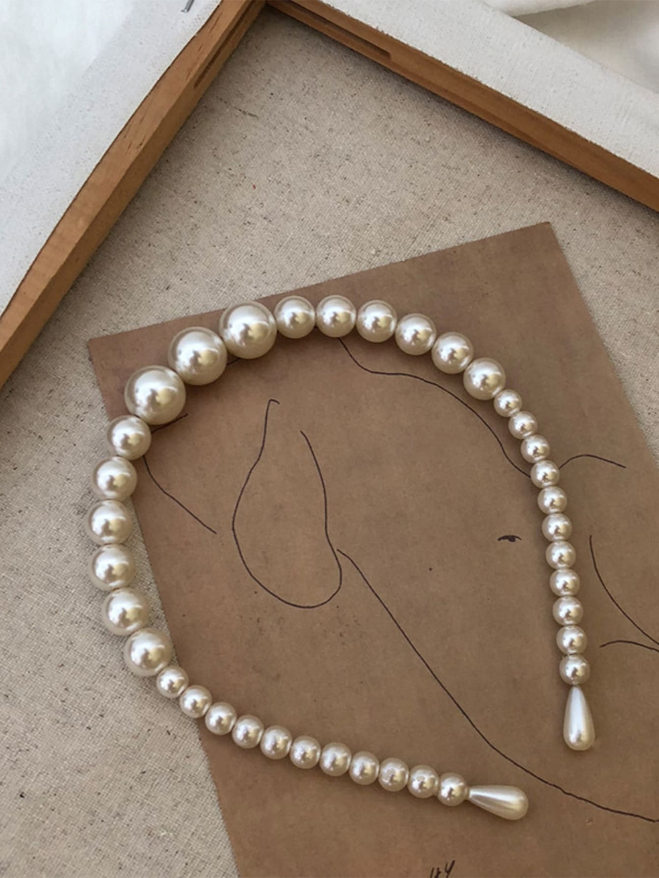 Elegant Faux Pearl Decor Headband Tiaras Hairband - www.thetreasurebox.me
