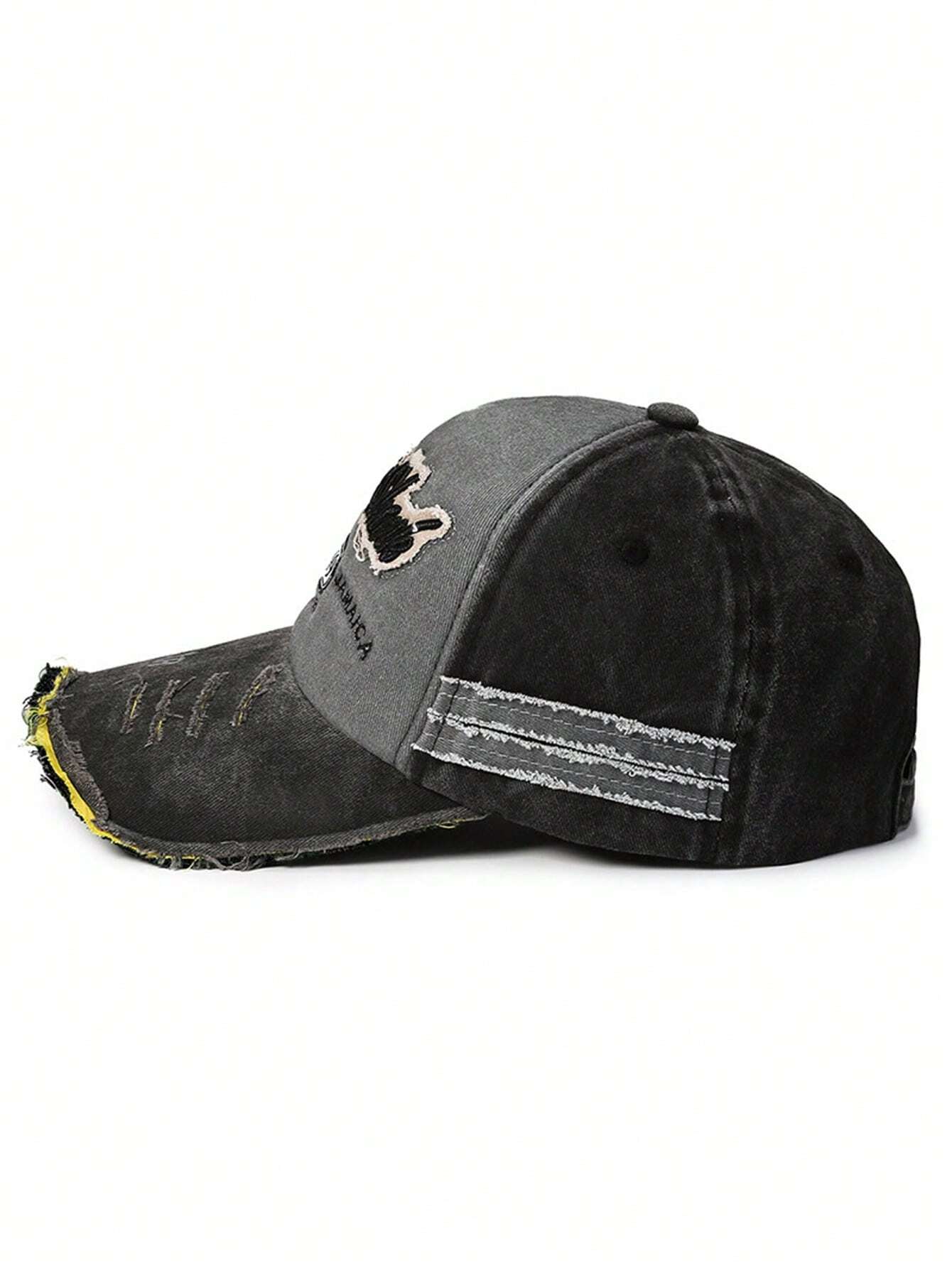 A Vintage Distressed Washed-Out Hole Casual Baseball Cap