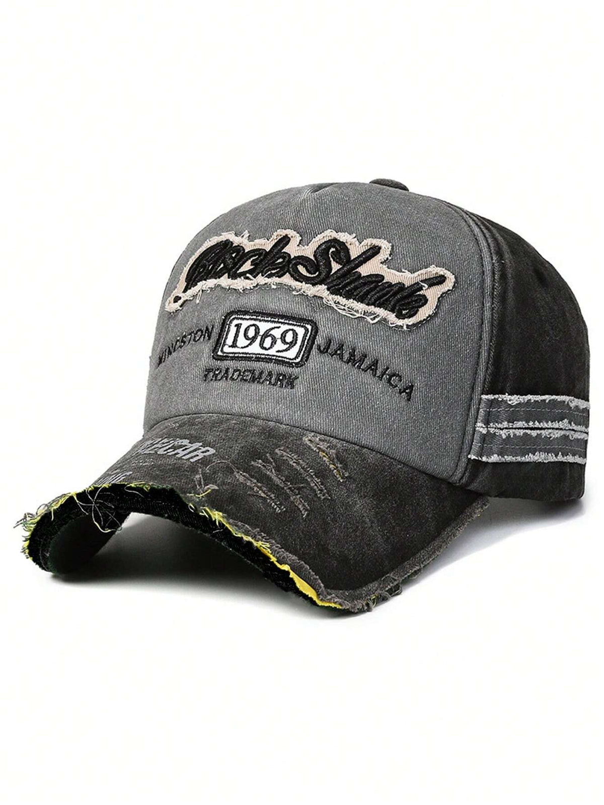 A Vintage Distressed Washed-Out Hole Casual Baseball Cap