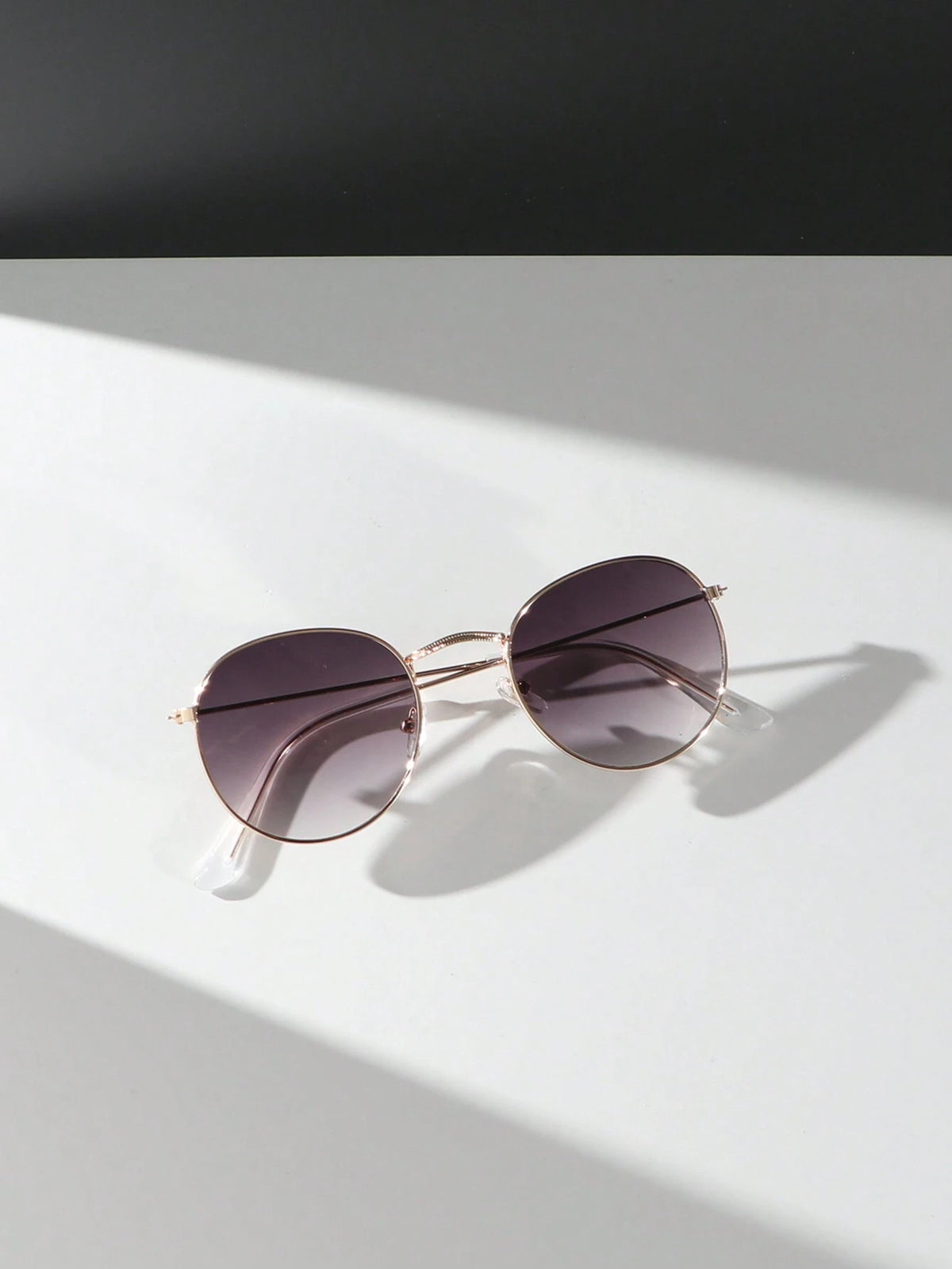 Elegant Ombre Color Fashion Glasses