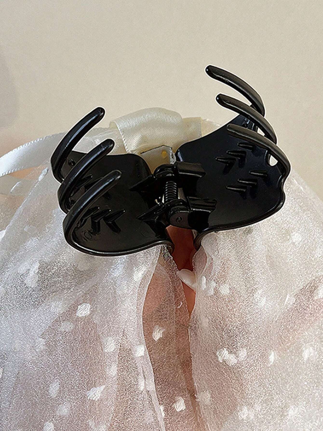 1pc Faux Pearl Mesh Ribbon Multi-Layered Bowknot Hair Clip
