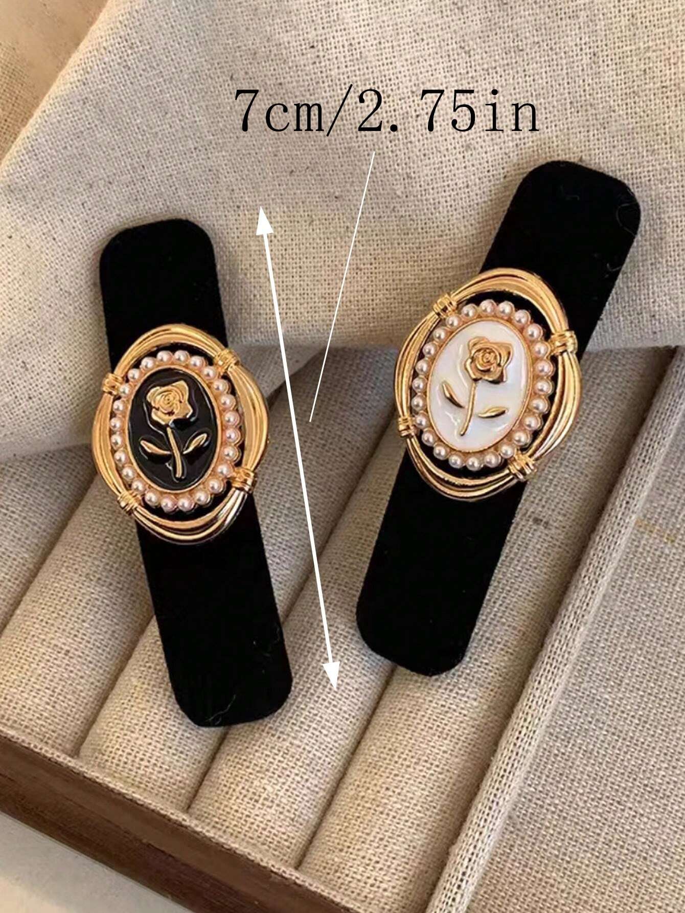 2pcs Floral Print Rose Style Pearl Velvet Casual Hair Clip