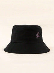 1pc Embroidered Bucket Hat - Black