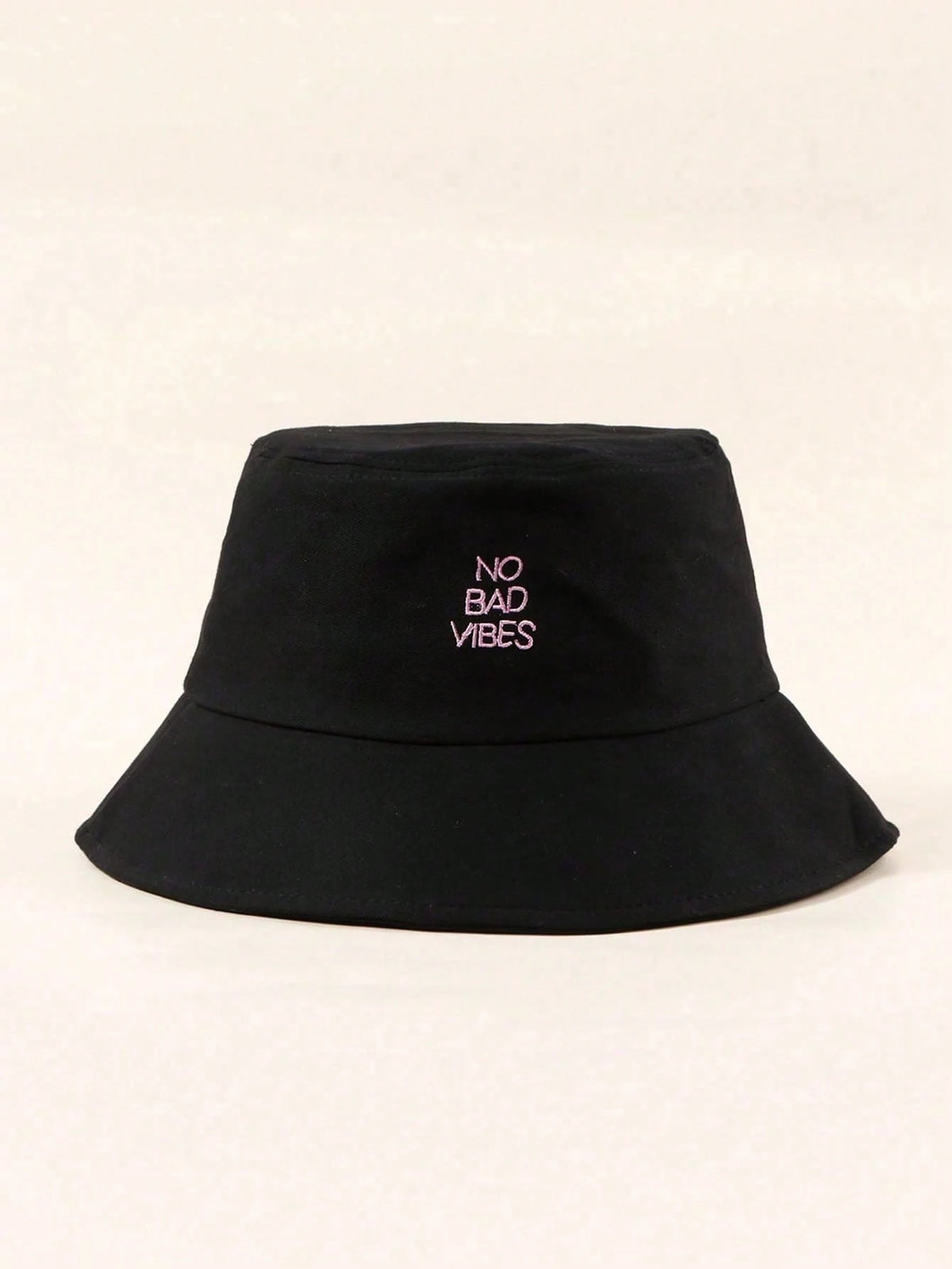 1pc Embroidered Bucket Hat - Black