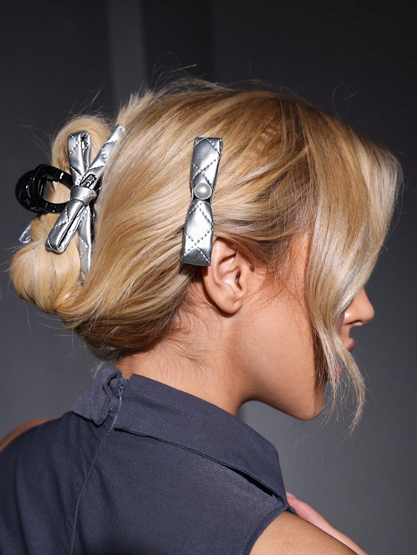 2pc Quilted Bow Hair Clip Set For Hair Styling