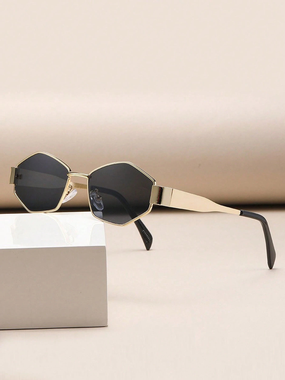 1pc Fashionable Metal Oval Frame Glasses