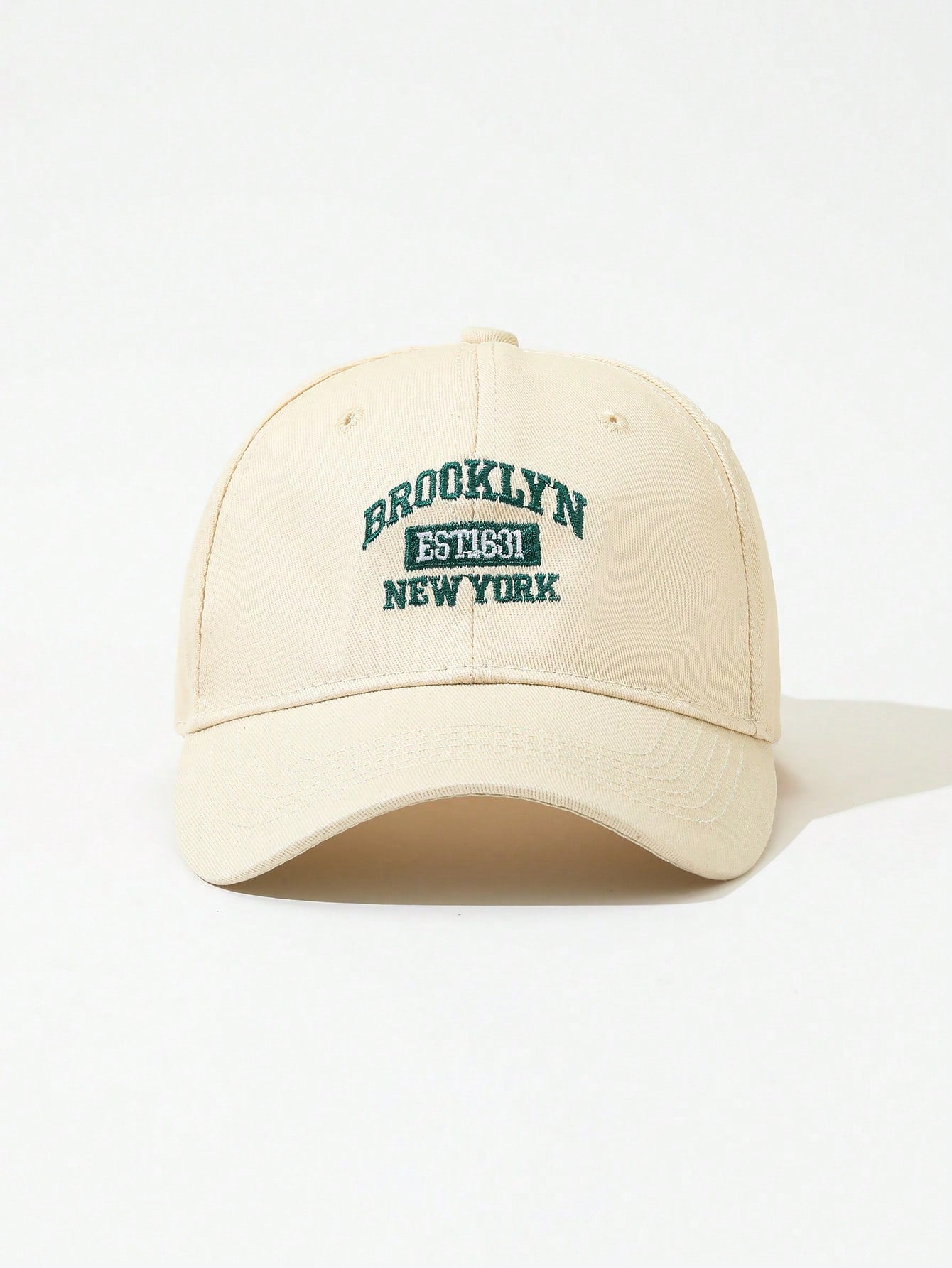 1pc Letter Embroidered Adjustable Casual Baseball Cap