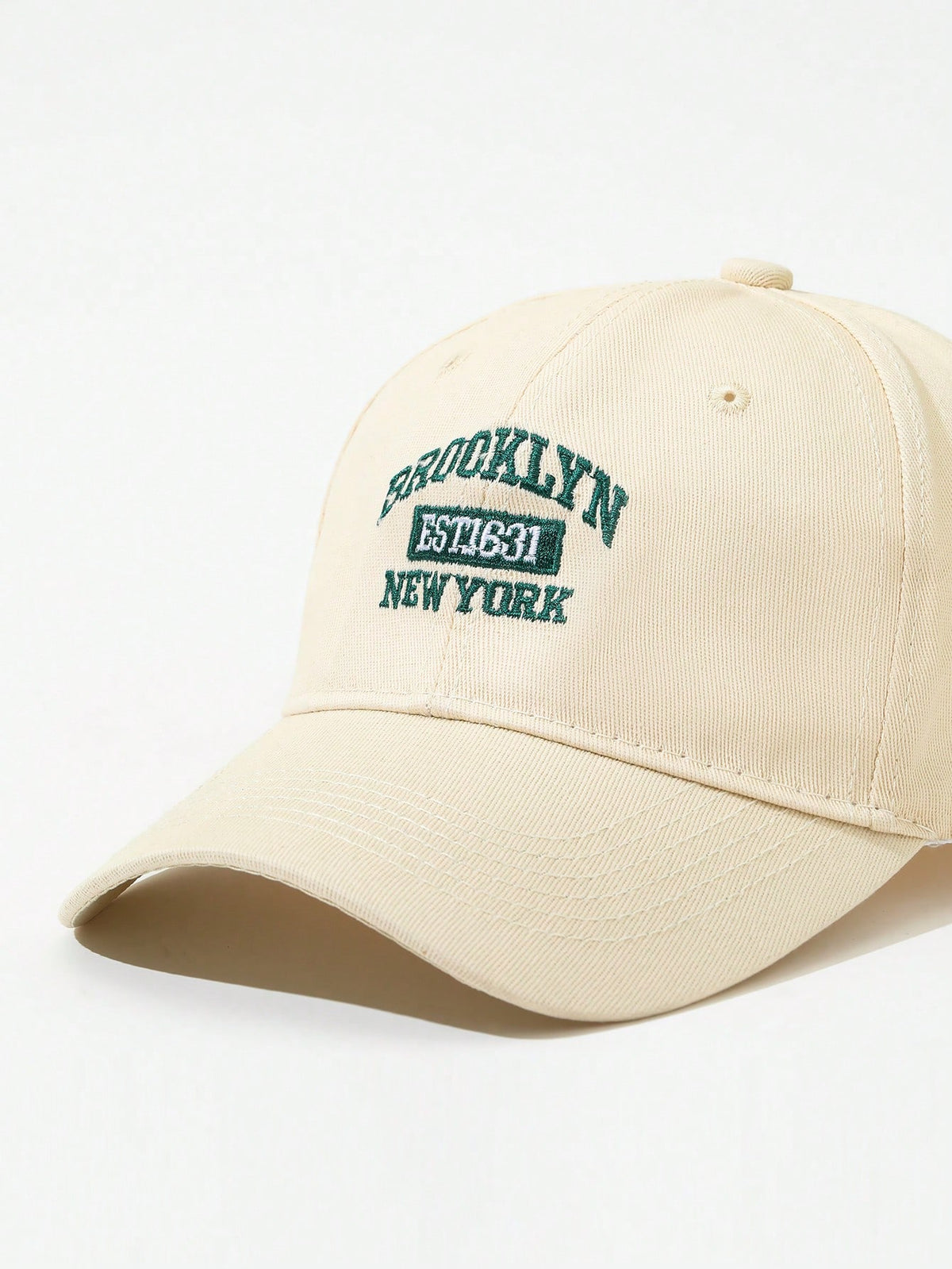 1pc Letter Embroidered Adjustable Casual Baseball Cap