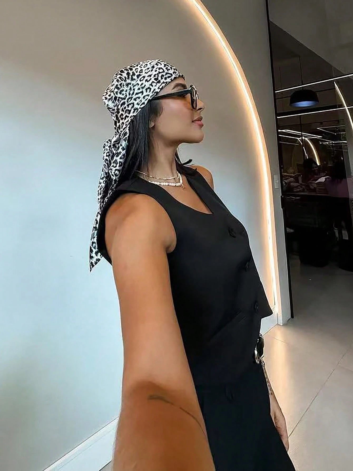 1Pcs Bandana Gray Leopard Print Multi-Purpose Shawl