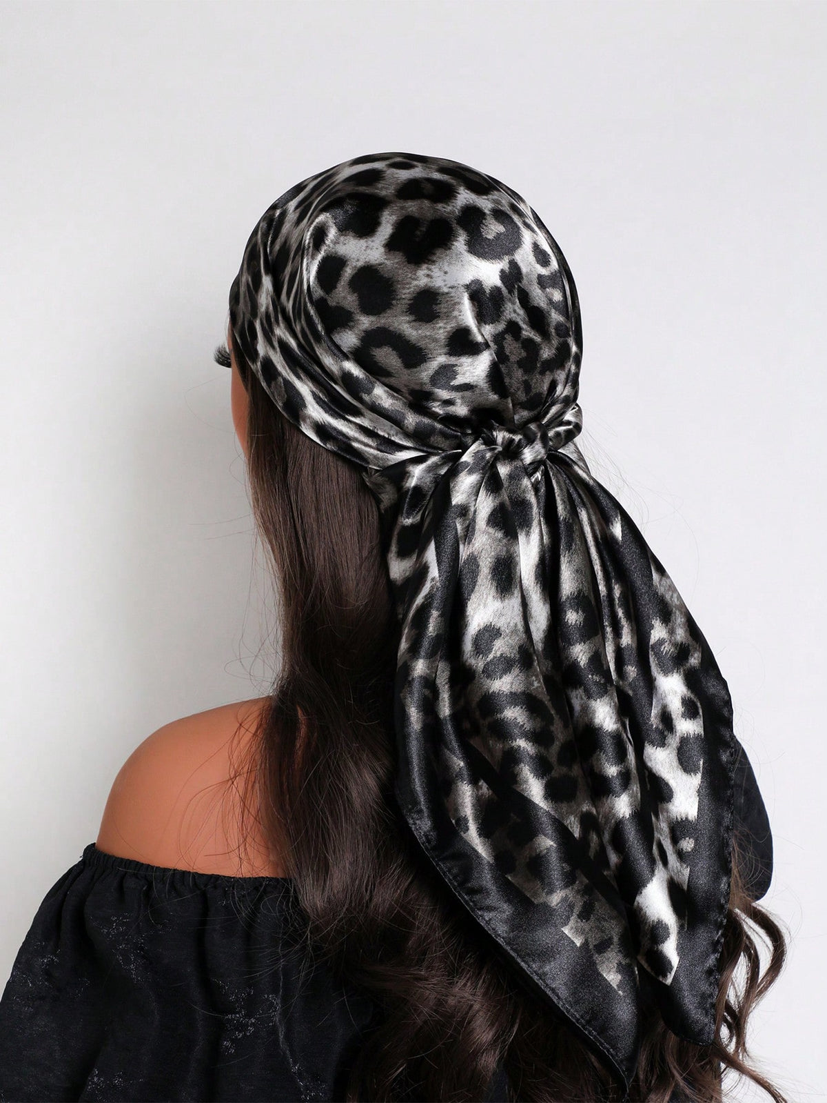 1pc Elegant Leopard Print Pattern Bandana