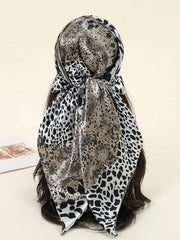 1pc Minimalist Printed Satin Square Scarf