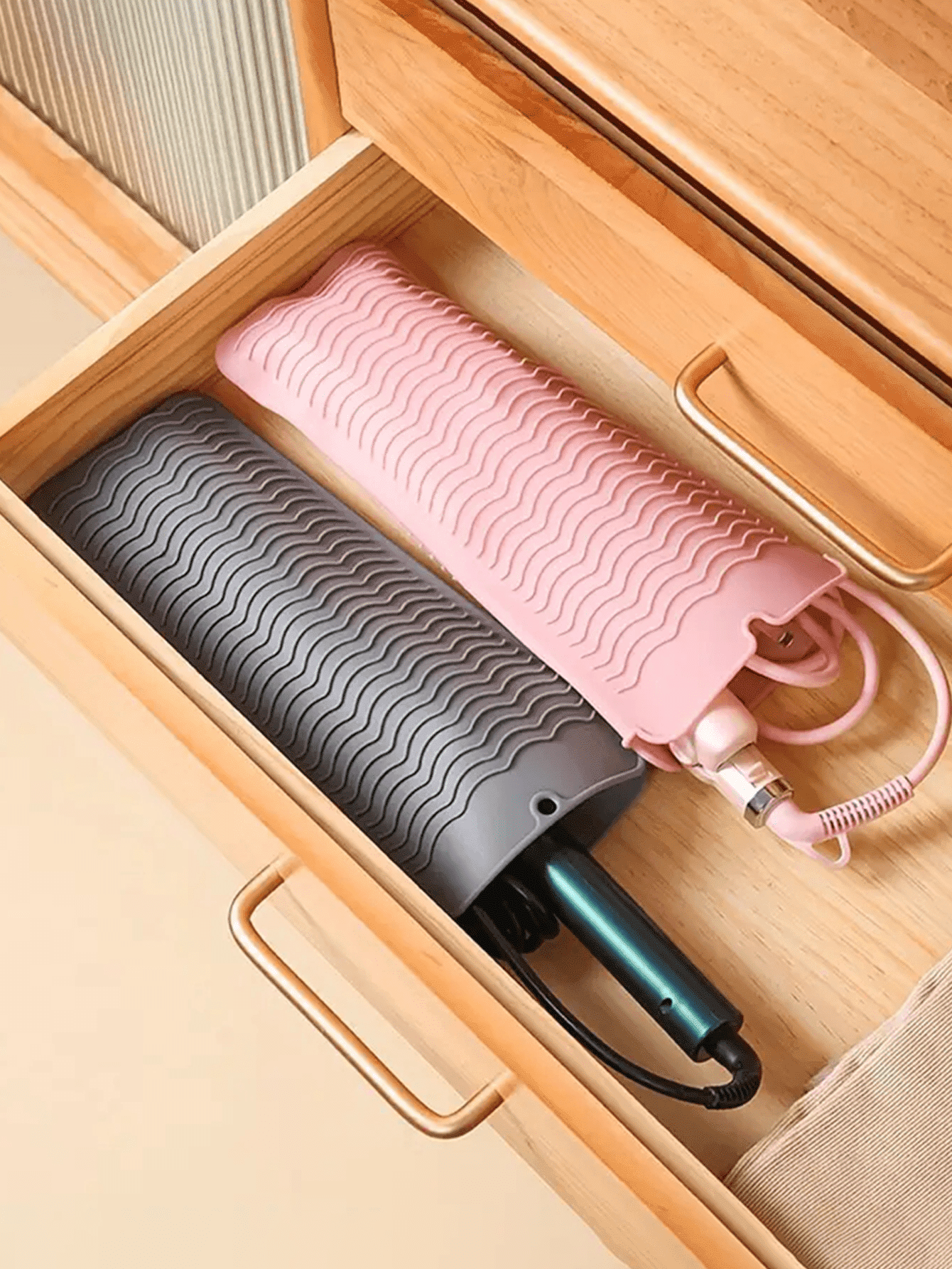 3 Slots Foldable Hanging Travel Glasses Case