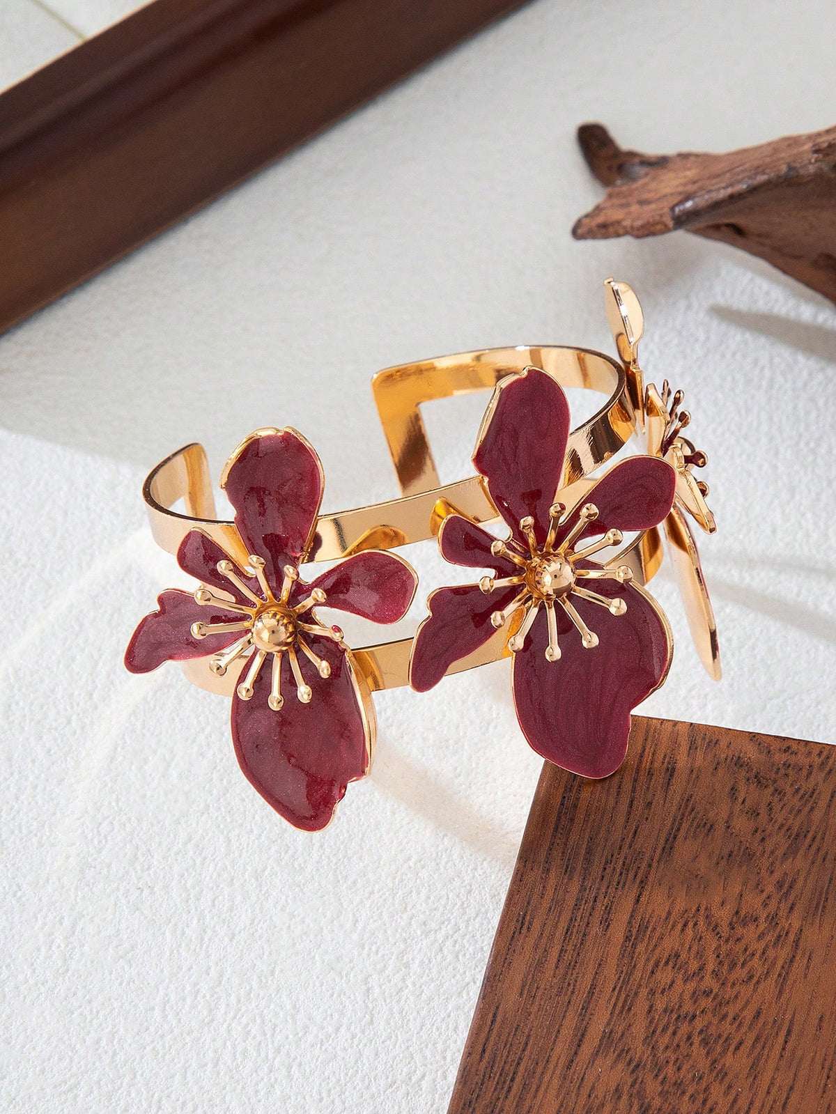 1pc Floral Decor Bangle Bracelet - Burgundy & Gold