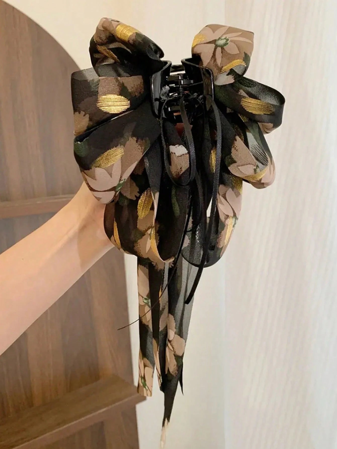 1pc Retro Floral Print Big Bow Barrette With Long Accent Hair Clip