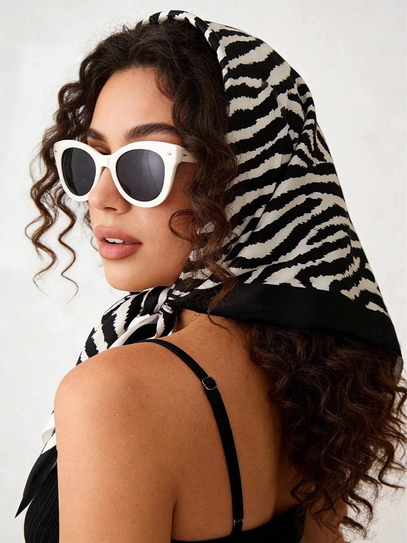 1pc Zebra Print Twill Square Scarf