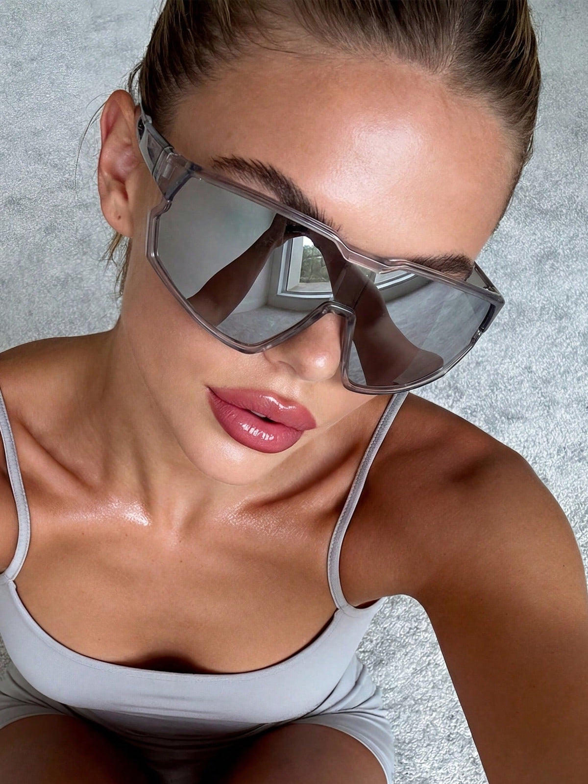 Large Frame One-Piece Mercury Reflective Eyeglasses