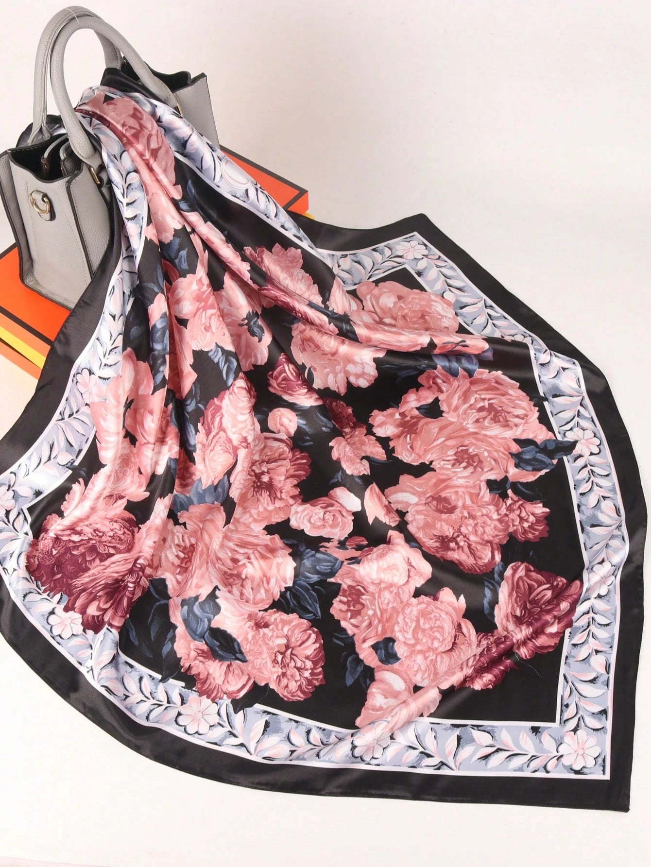 1pc Floral Print Square Scarf