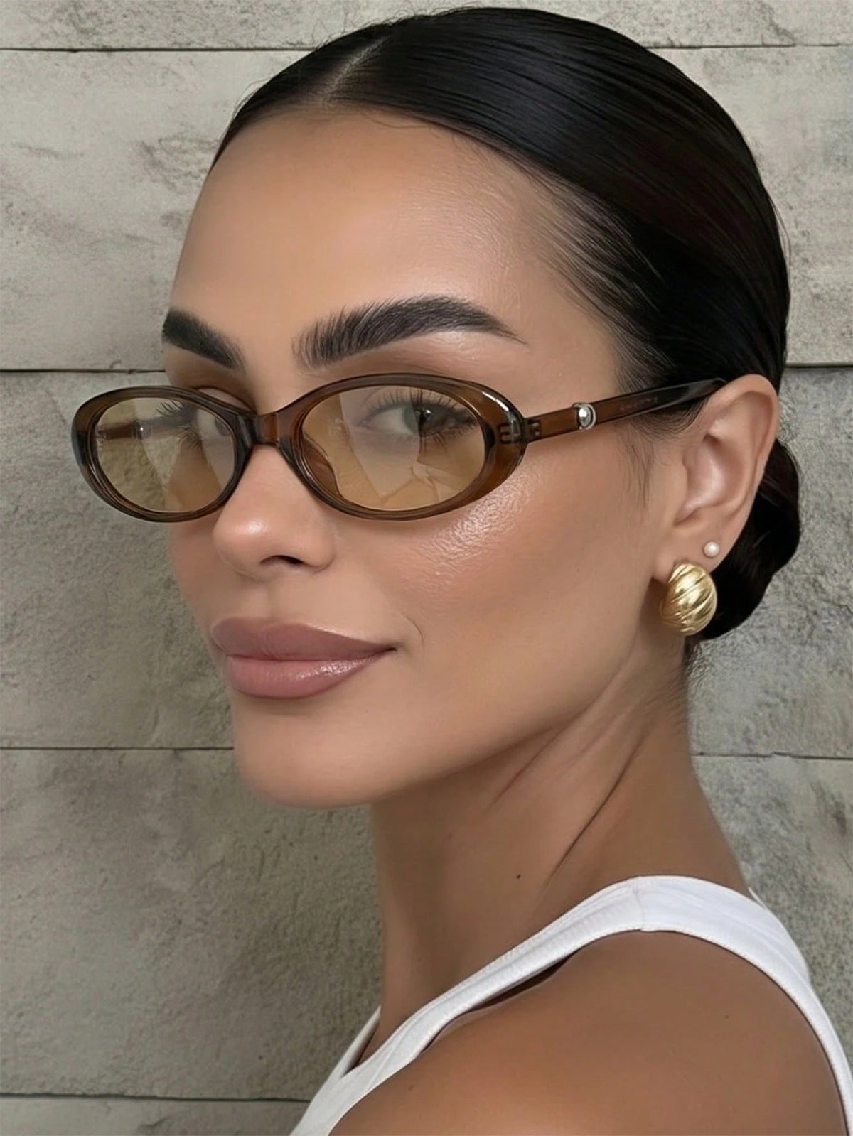 1pc Oval Transparent Tinted Sunglasses