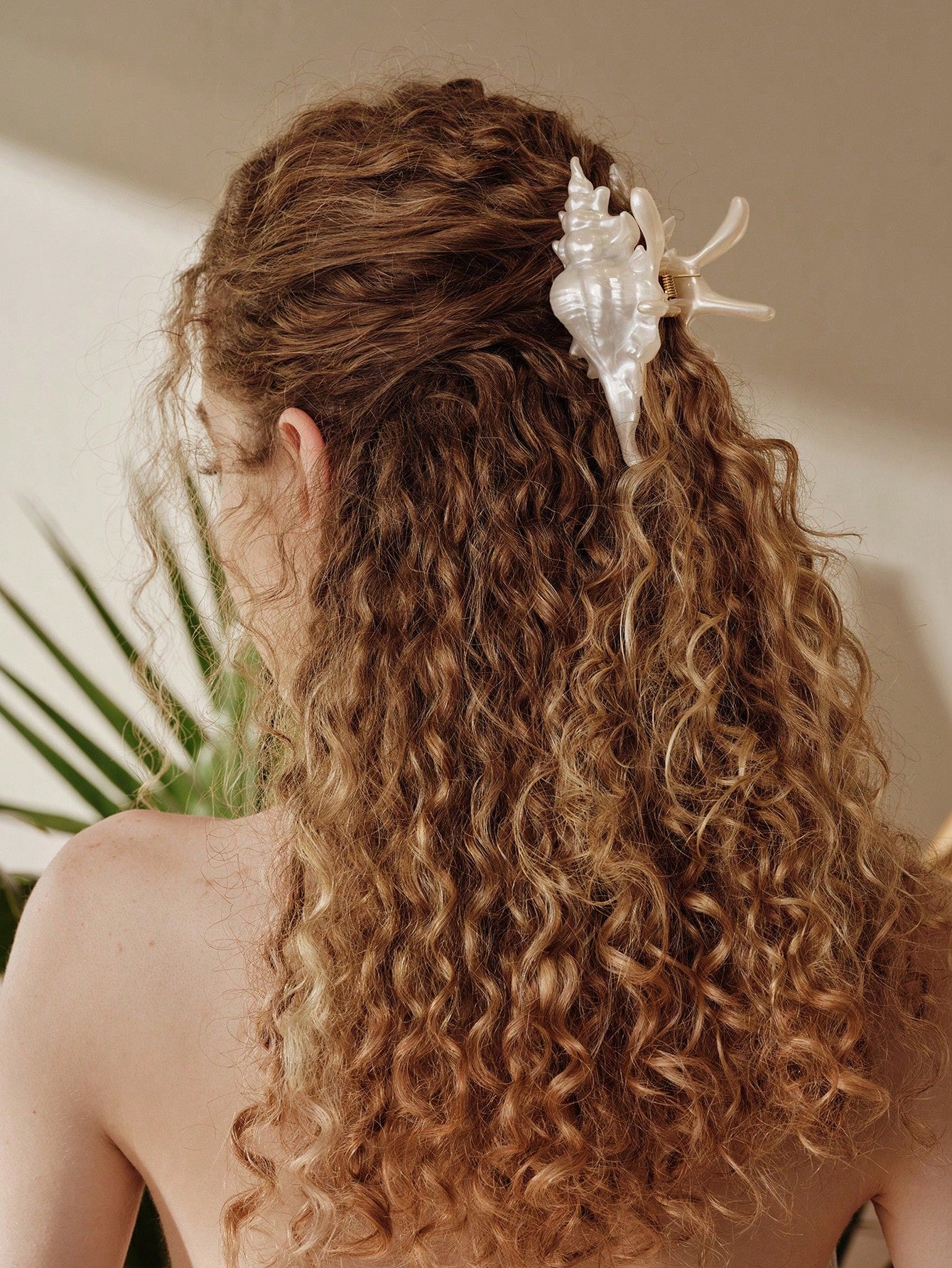 Boho Ocean Shell Design Hair Claw Clip