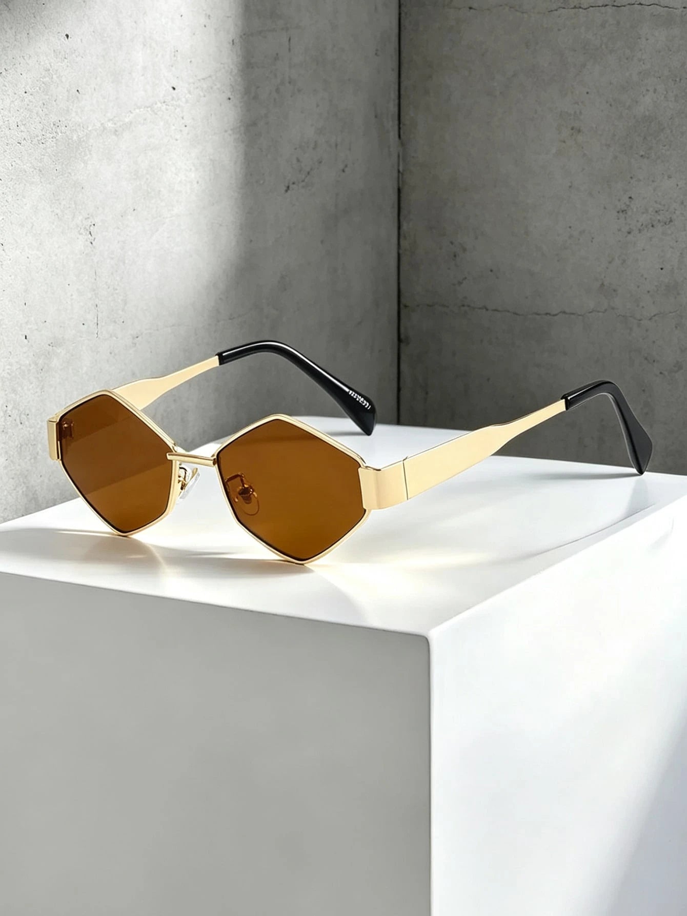 2pcs Diamond Metal Frame Sunglasses Set