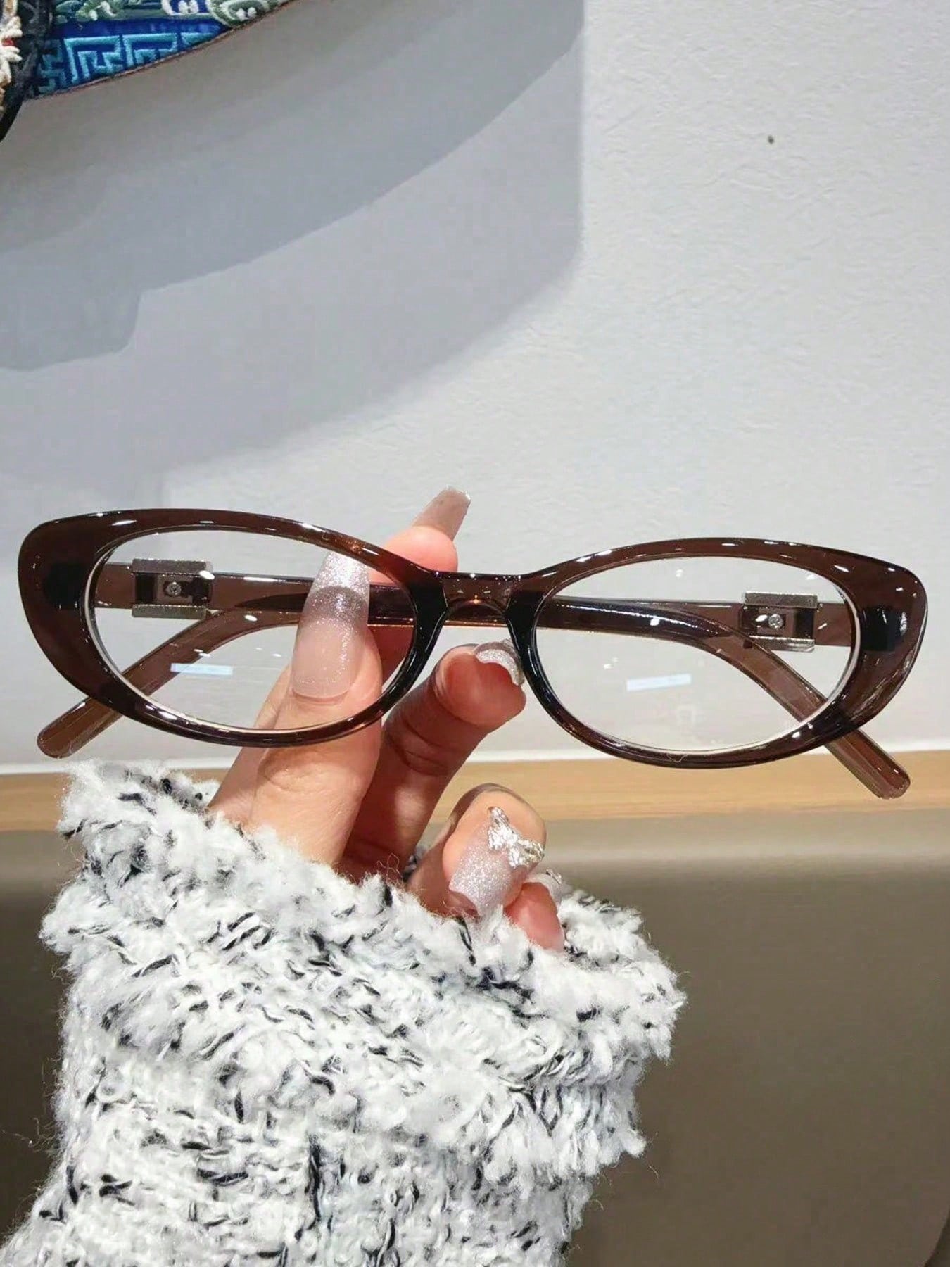 Oval Dark Brown Plastic Glasses