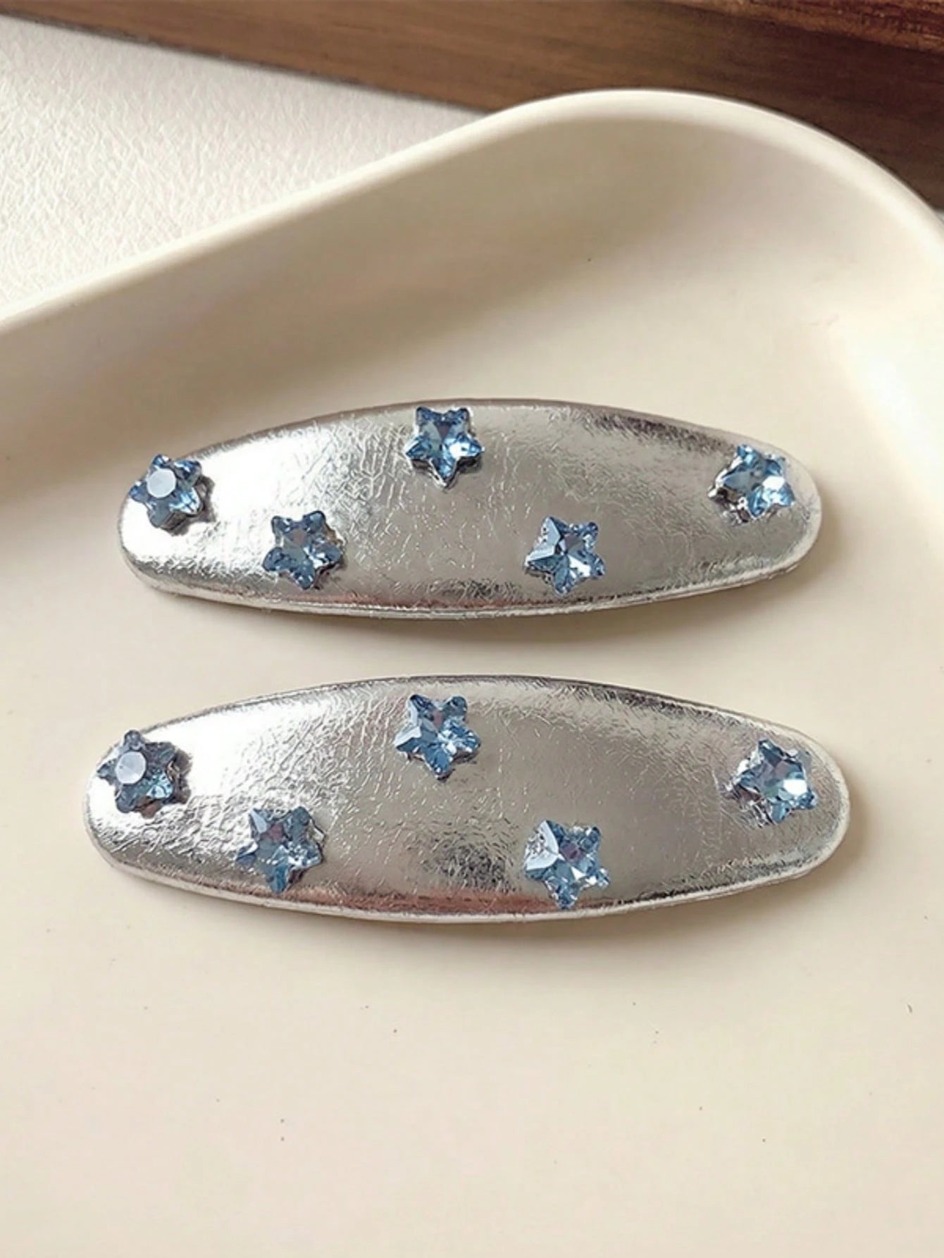 2pcs Street Style Blue Rhinestone Star Silver Hair Clips