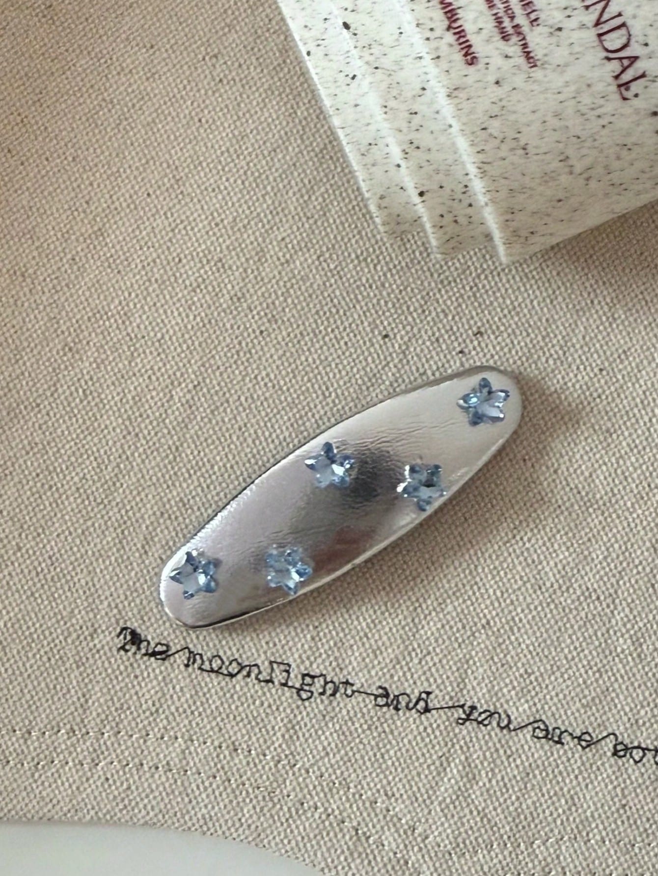2pcs Street Style Blue Rhinestone Star Silver Hair Clips