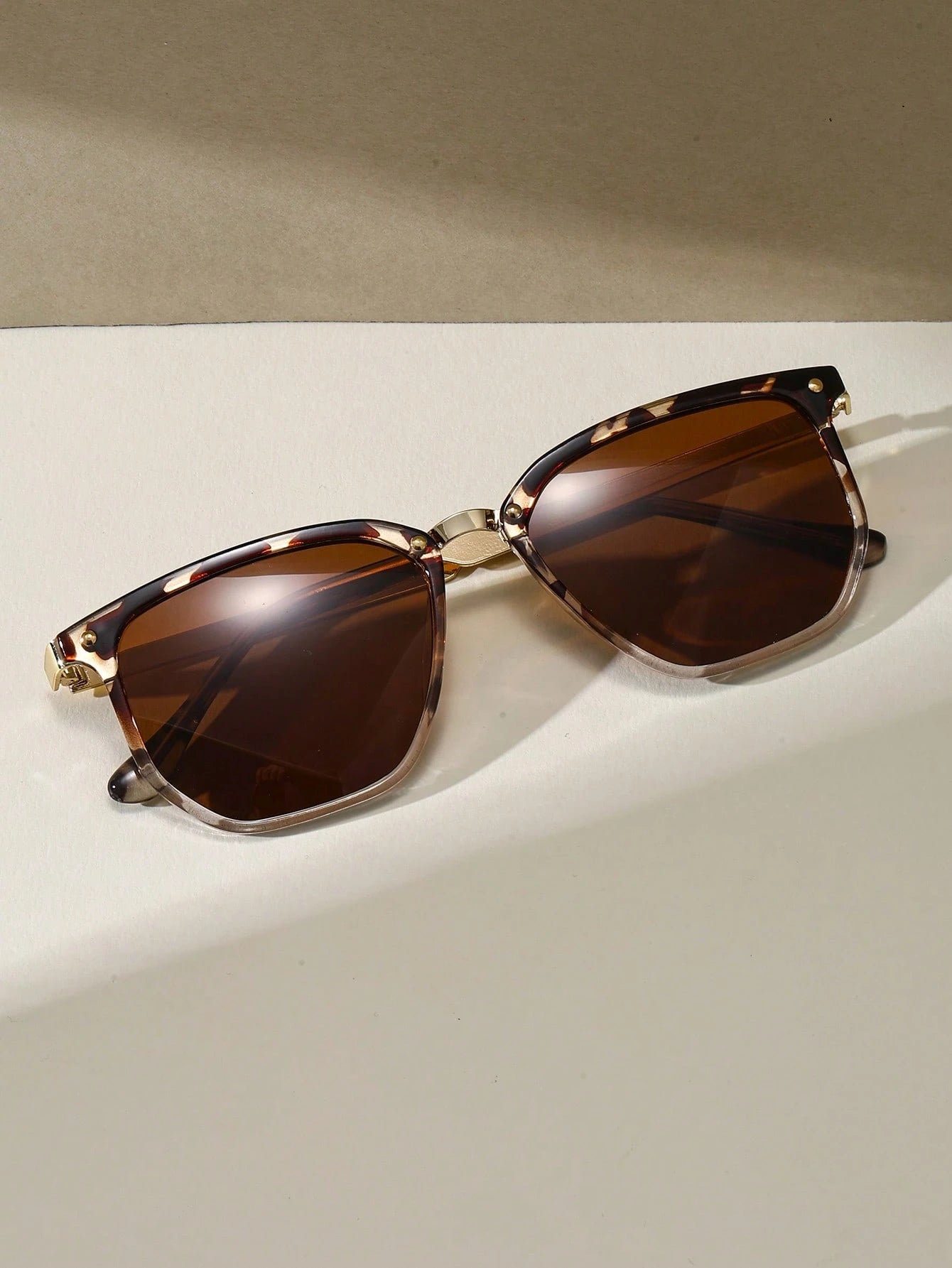 Vintage Square Leopard Print Sunglasses