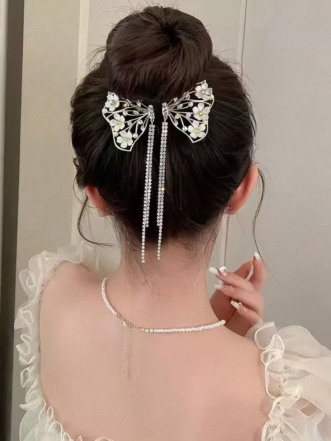 1pc Gold Metal Butterfly Floral Hair Barrette With Pearl & Crystal Tassel - www.thetreasurebox.me