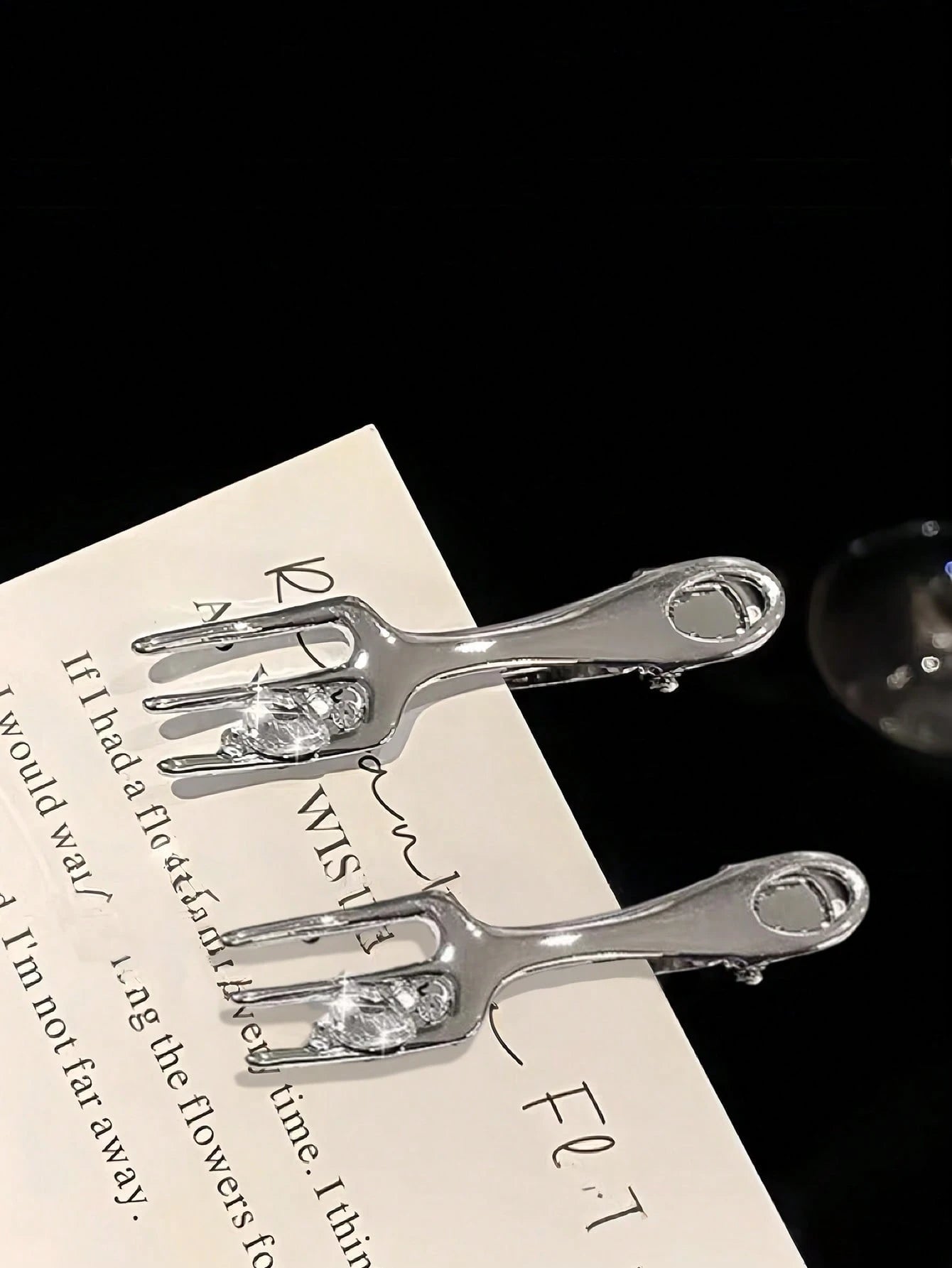 2pcs Sweet Cool Rhinestone Knife & Fork Hair Clips - www.thetreasurebox.me