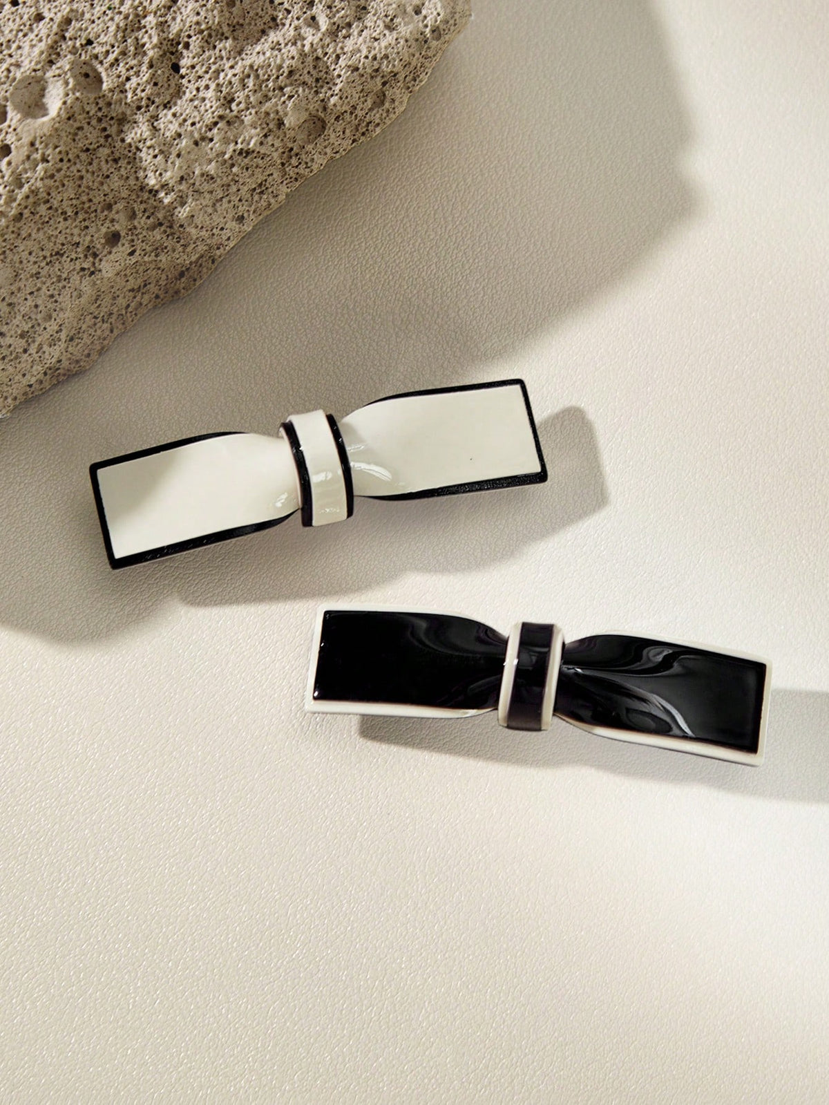 2pcs Bow Decor French Clip For Daily Casual Outing Wear Cute Hair Slide