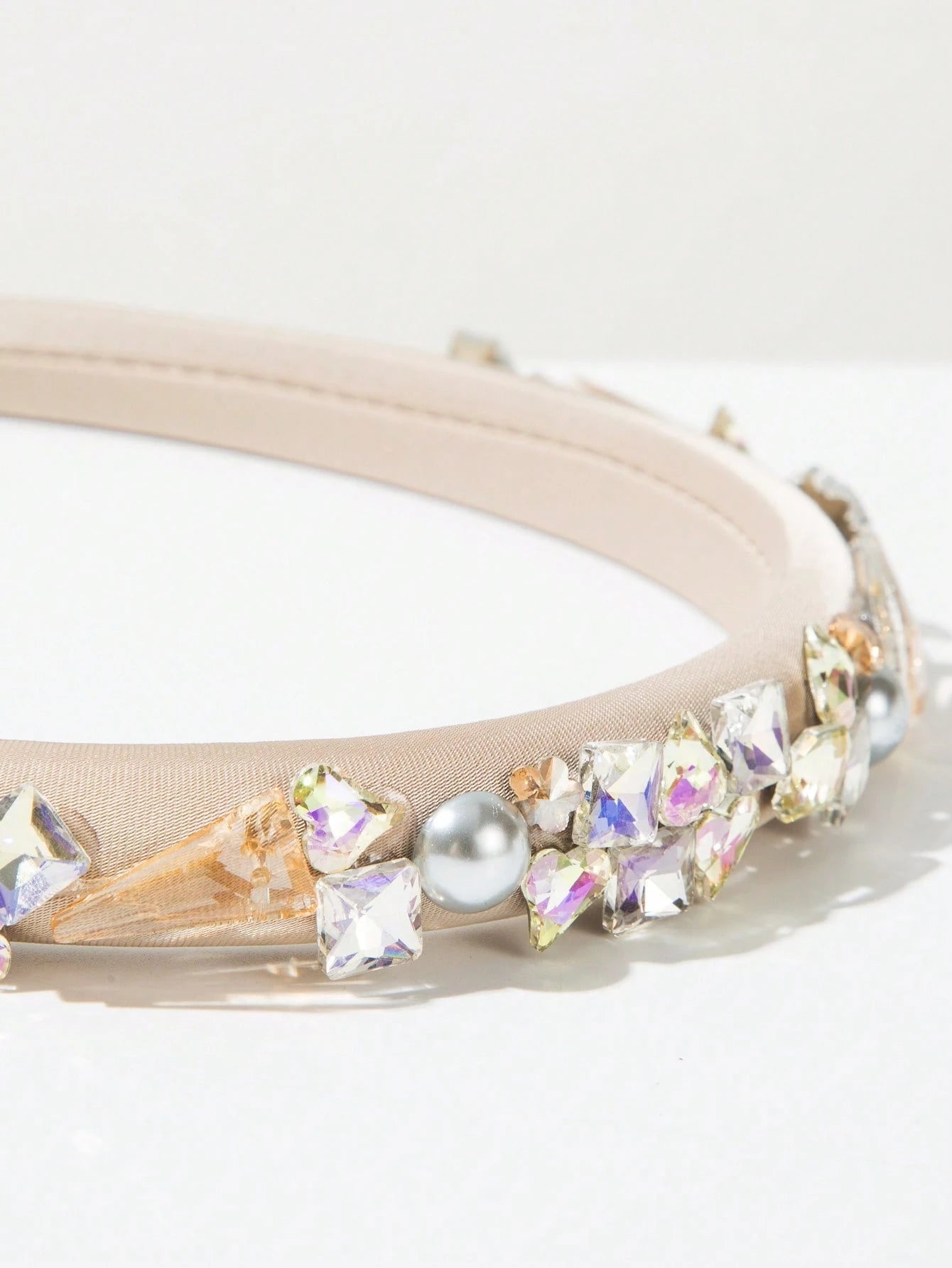 European Pearl Gemstone Thin Rim Headband