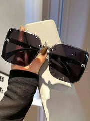 Oversized Black Square Full Frame Embellished Rivet Decor Sunglasses - Black Lens - www.thetreasurebox.me