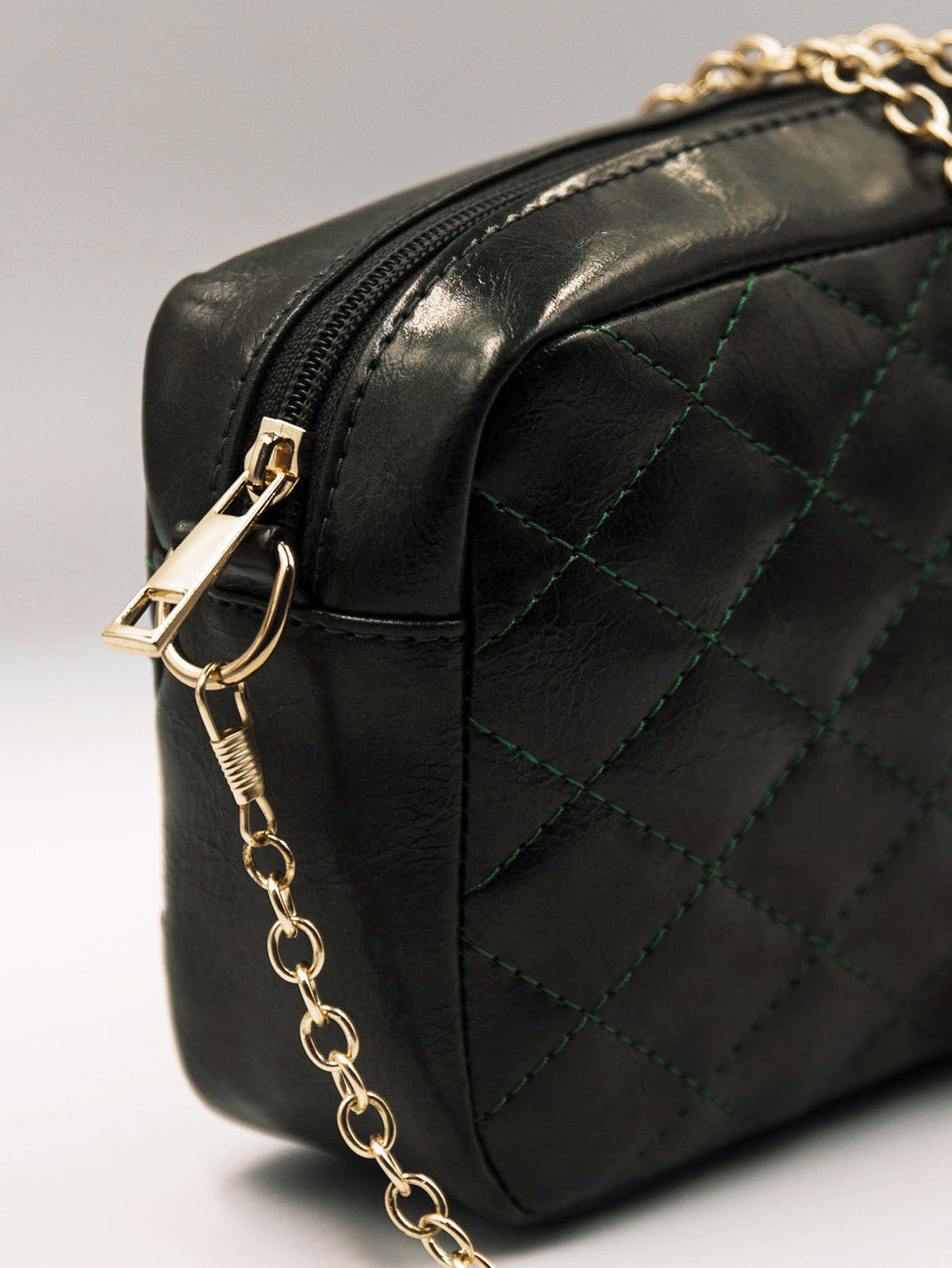 Minimalist Quilted Chain Crossbody Bag - Dark Green - FD ⚡