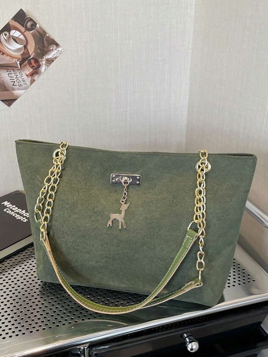 Deer Pendant Embellished Large Capacity Chain Strap Shoulder Bag - Army Green