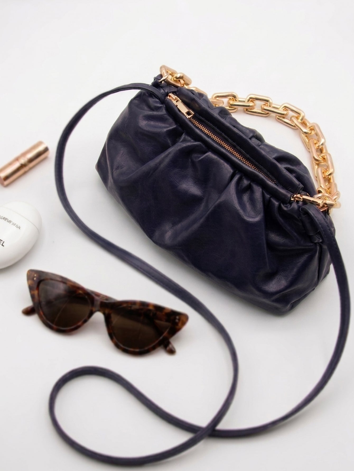 Minimalist Cloud Ruched Chain Decor Bag - Navy Blue