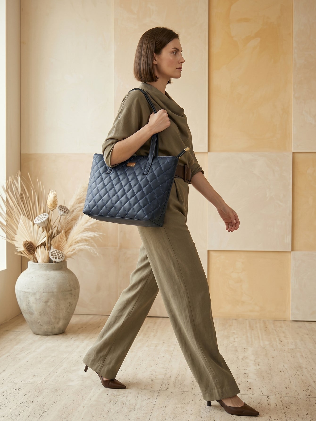 Quilted Pattern Shoulder Tote Bag - Navy Blue