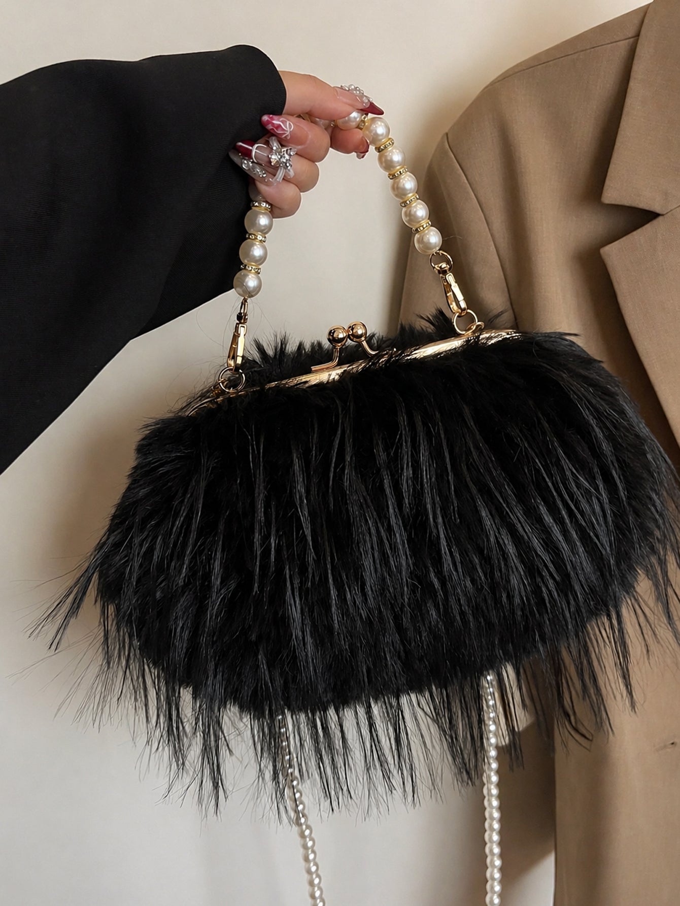 Slouchy Plush Kiss Lock Pearl Decor Handle Crossbody Bag - Black / White