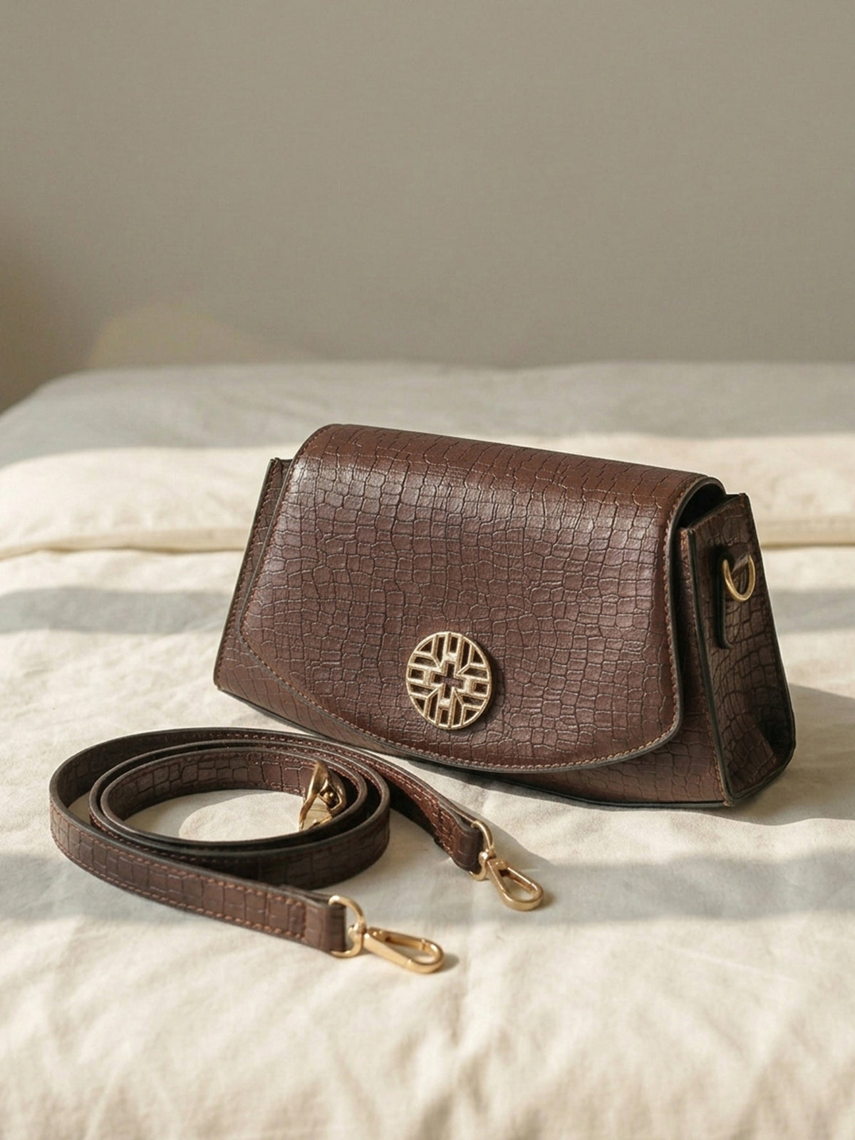 Snakeskin Pattern Flap Chain Evening Bag - Mocha Brown
