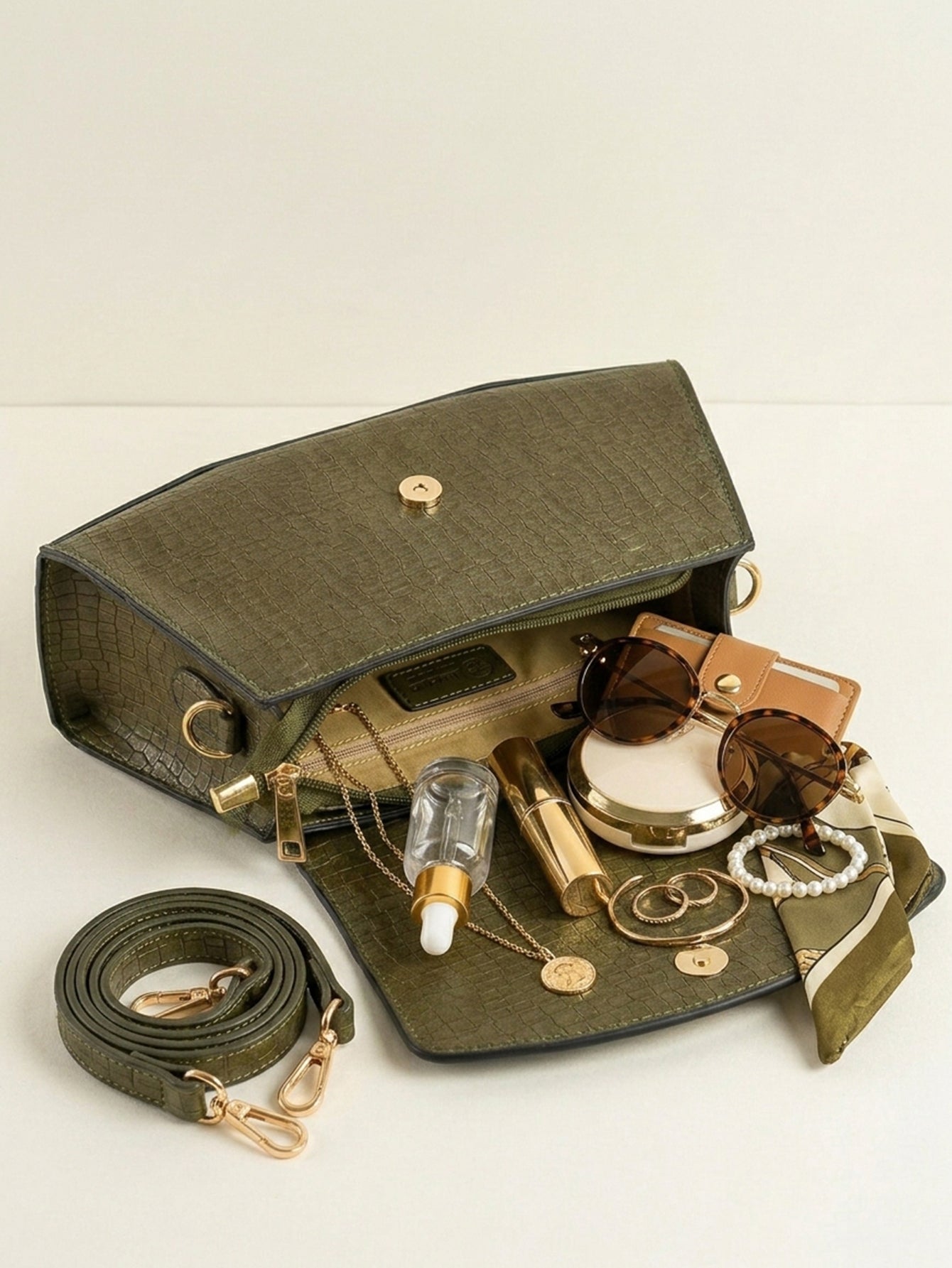 Snakeskin Pattern Flap Chain Evening Bag - Olive Green