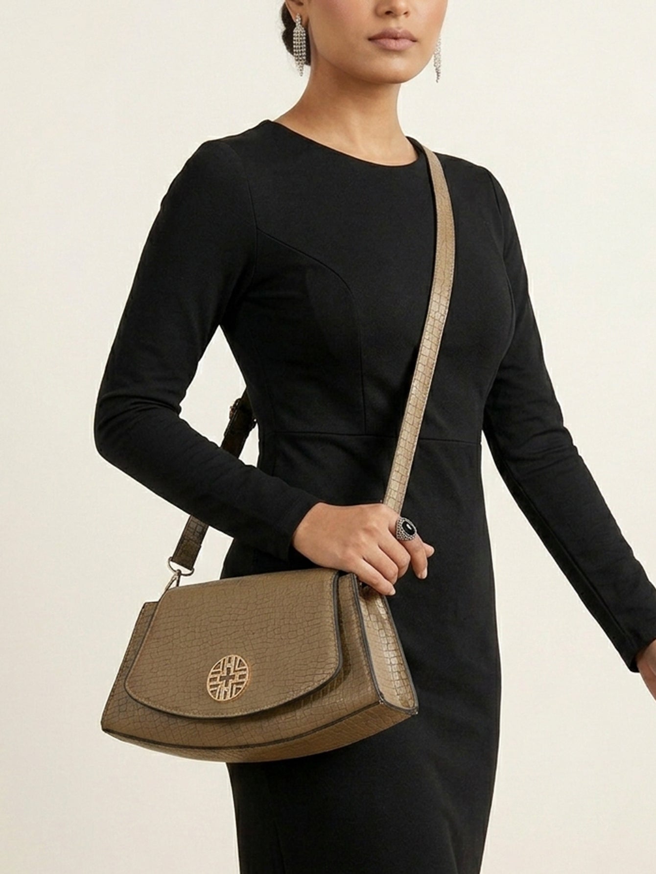 Snakeskin Pattern Flap Chain Evening Bag - Khaki