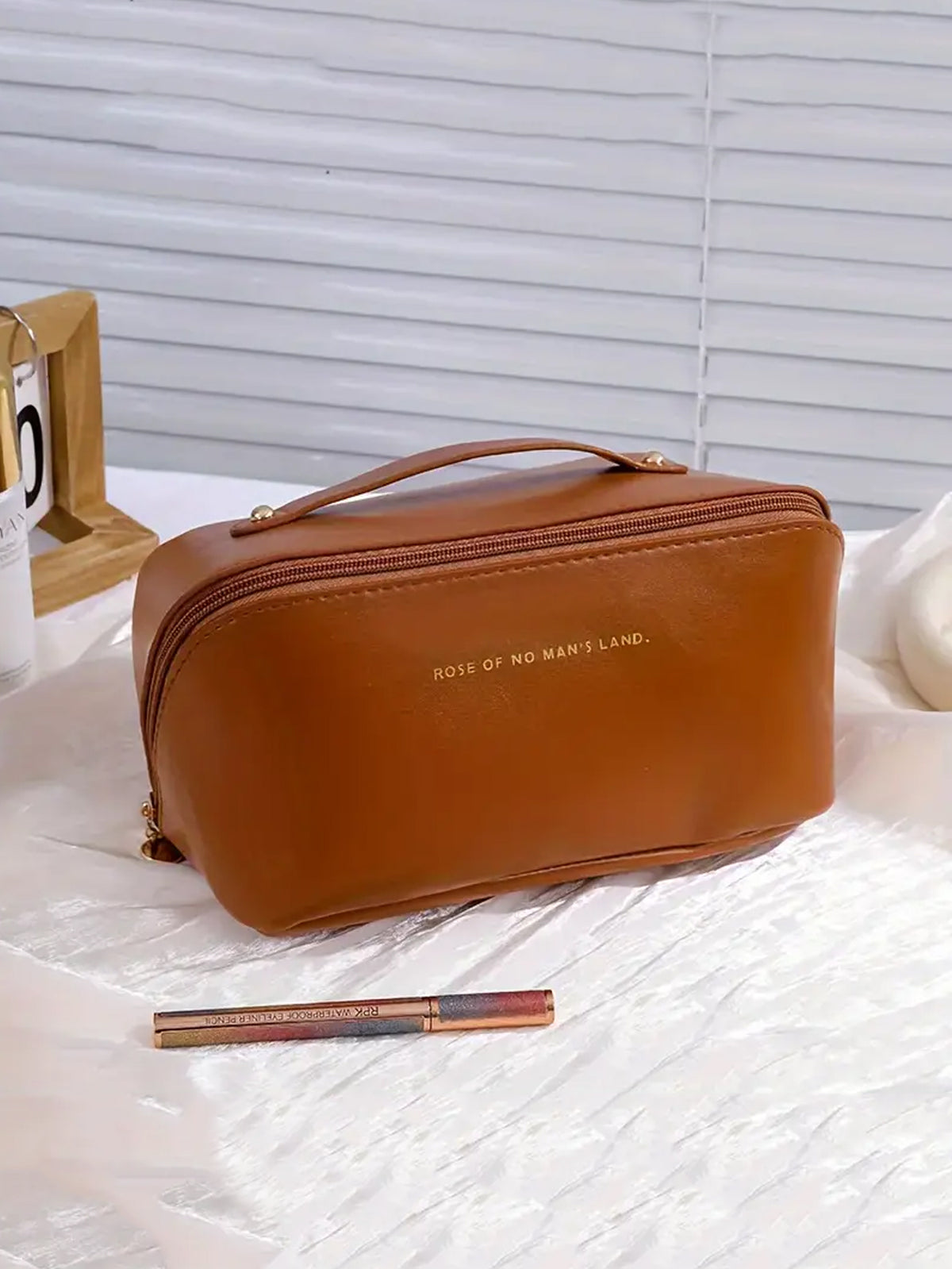 Stylish Imitation Cosmetic Bag Brown - FD ⚡