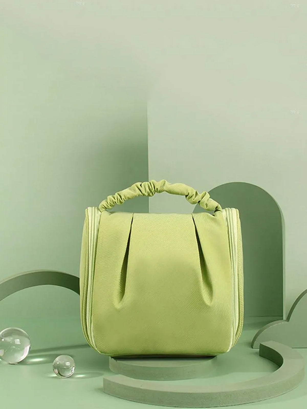 Transparent PVC Makeup Pouch with Wet Dry Separation - FD ⚡