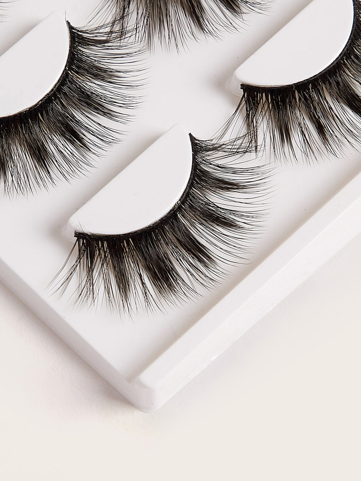 Natural Thick False Eyelashes 3pairs - www.thetreasurebox.me
