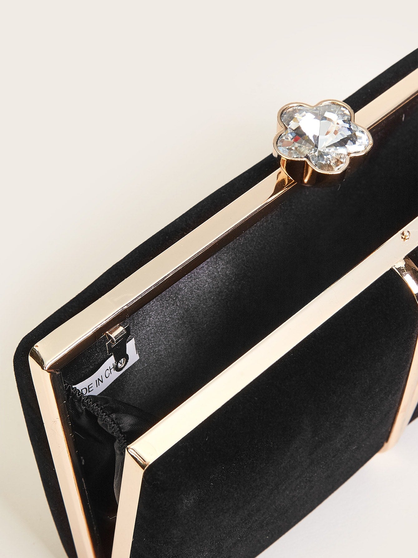 Jewelled Decor Clip Top Clutch Bag - TheTreasureBox.pk