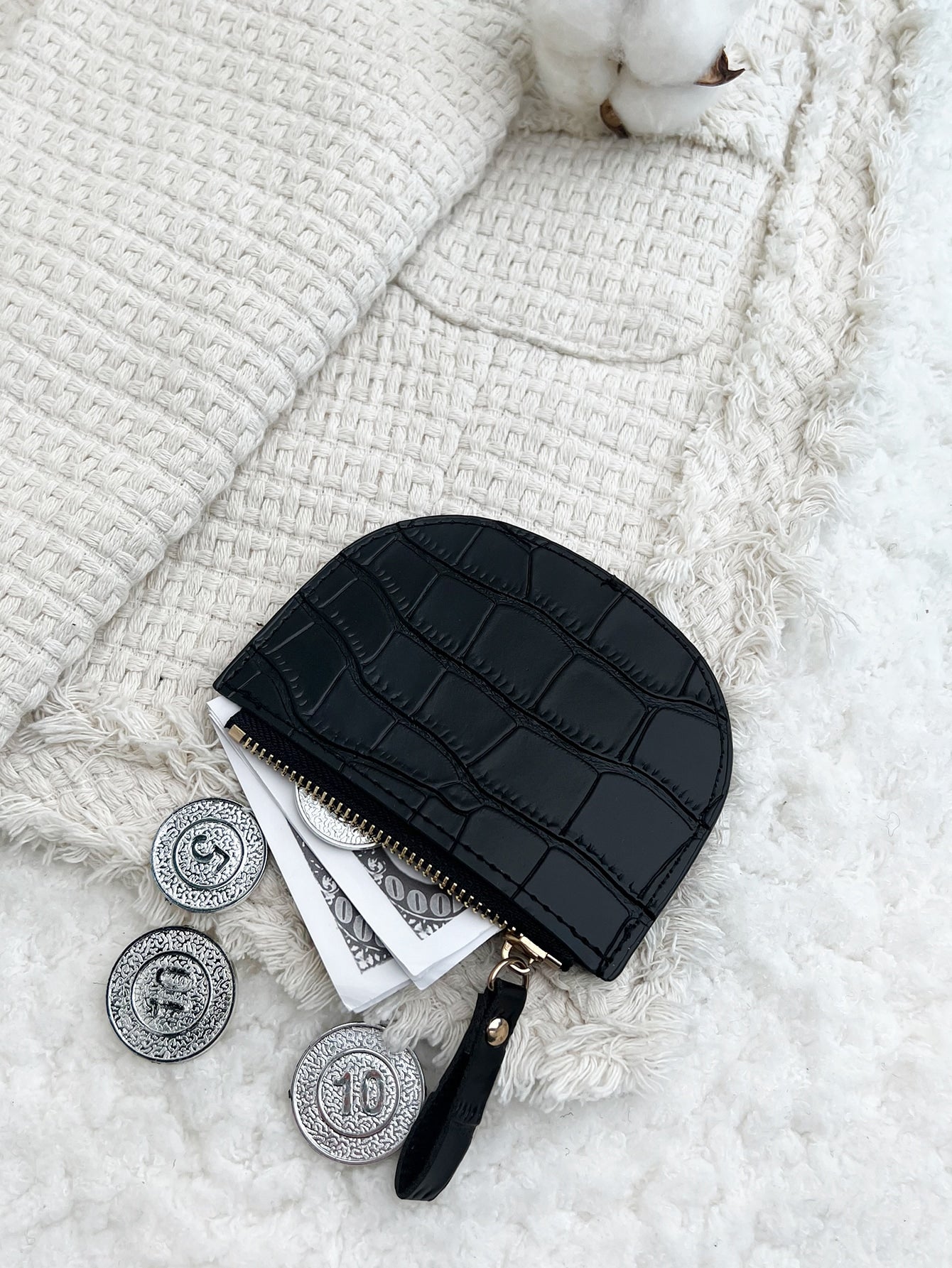 Crocodile Embossed Coin Purse   - Black - FD ⚡