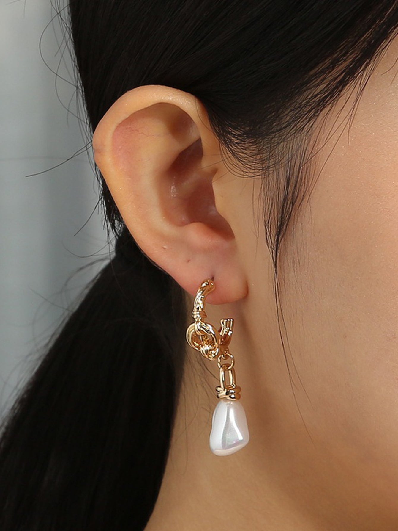 C-shaped pear earrings - Gold - FD ⚡